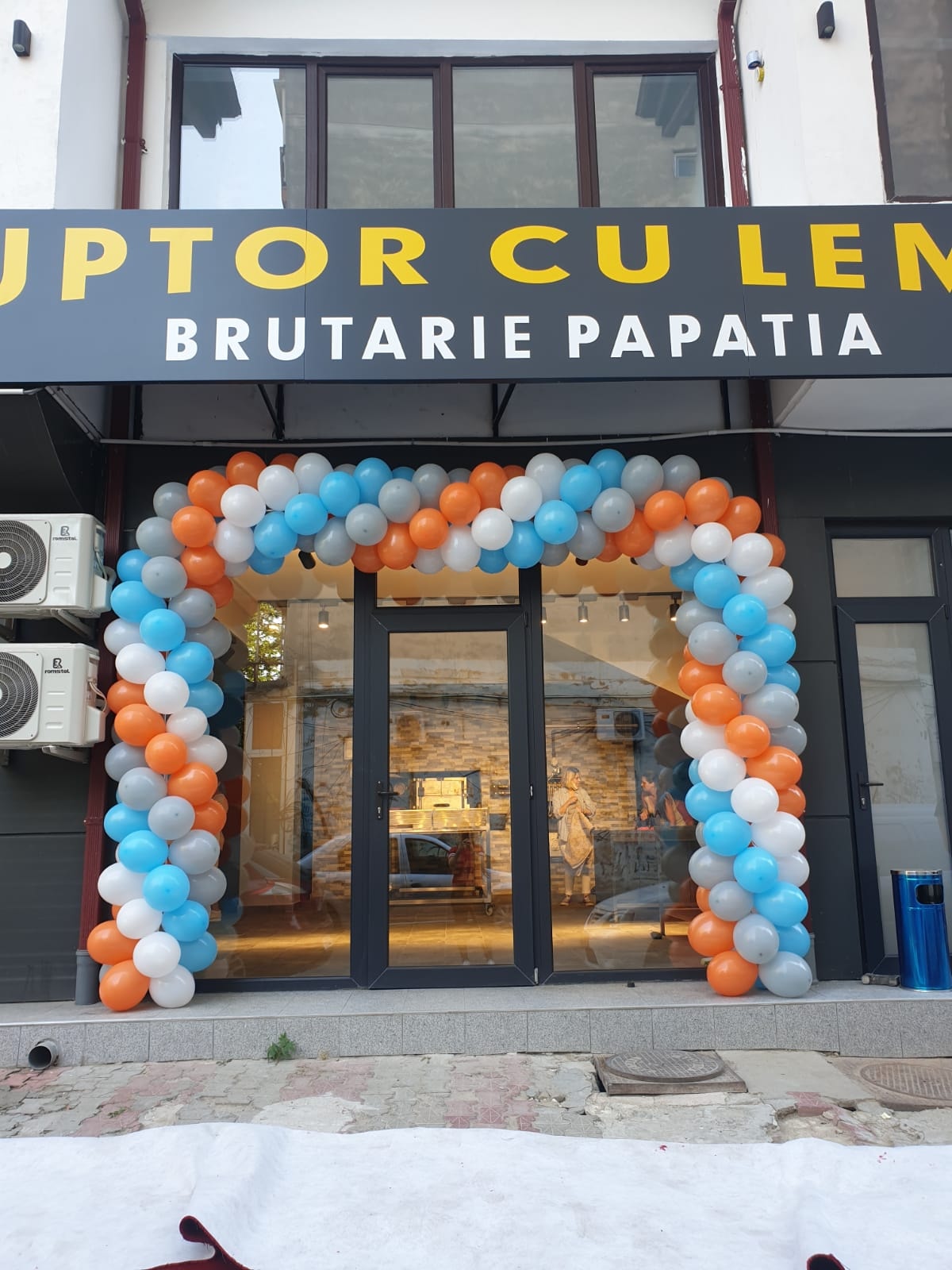 Arcada baloane Corporate - Firma Domi Party & Gift 8 arcada baloane corporate11